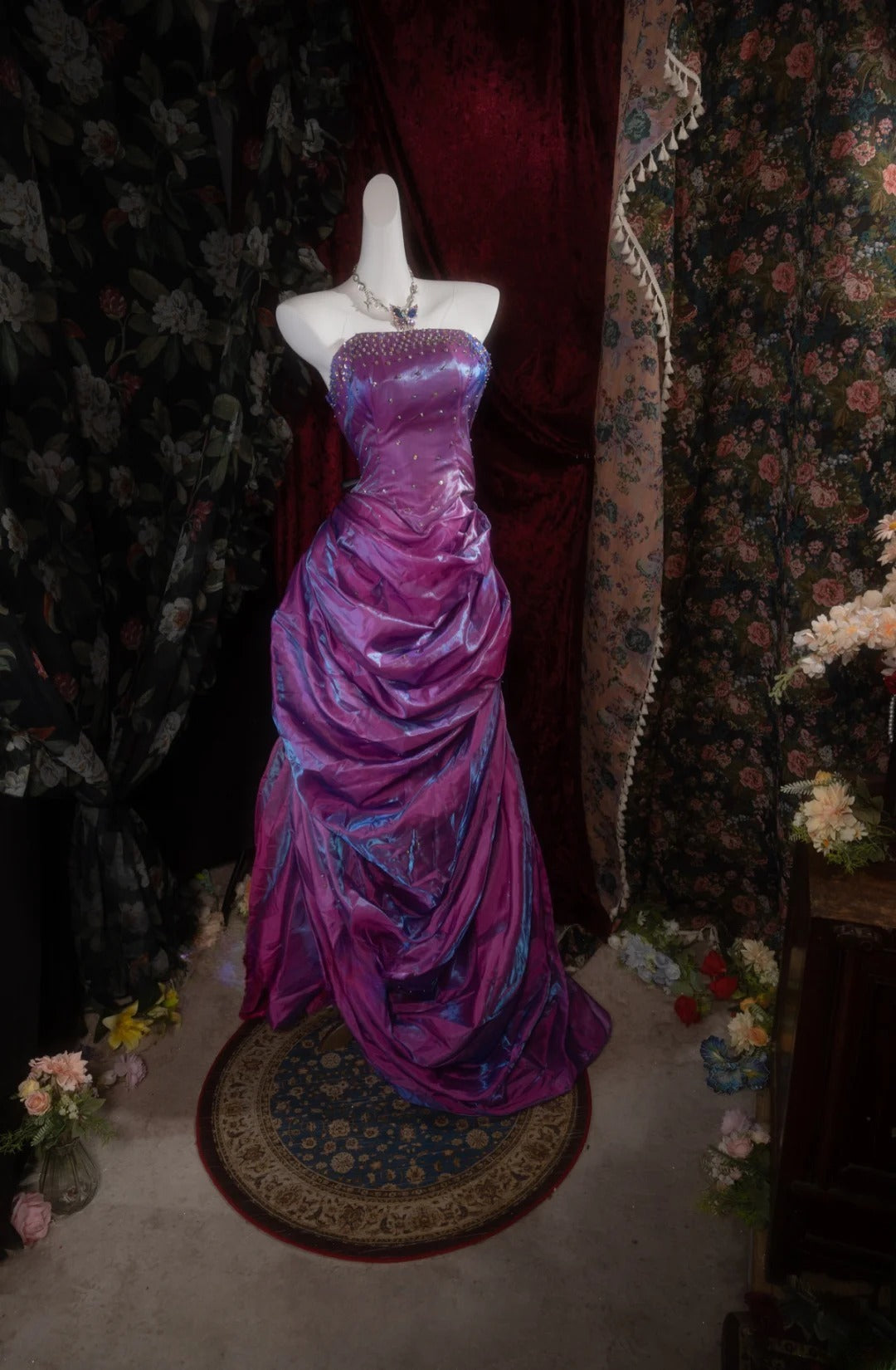 Vintage Ball Gown Strapless Purple Organza With Tiered Beading Long Prom Dresses Formal Outfits Evening Night Gown RB8141