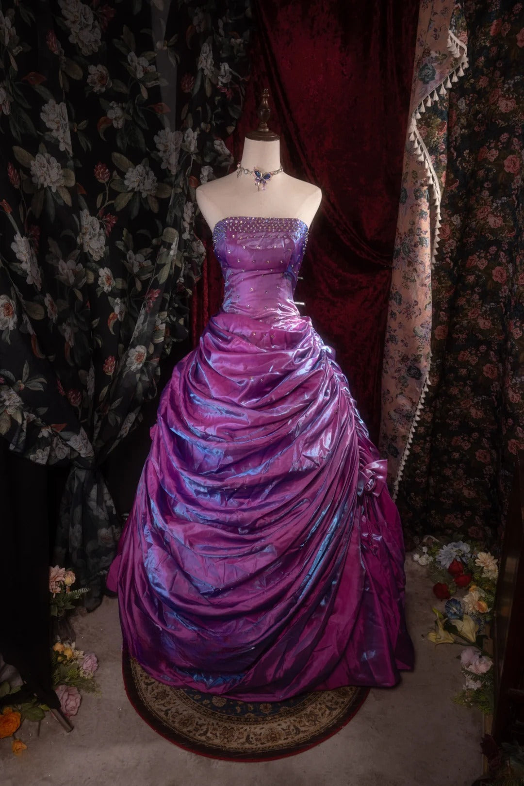 Vintage Ball Gown Strapless Purple Organza With Tiered Beading Long Prom Dresses Formal Outfits Evening Night Gown RB8141