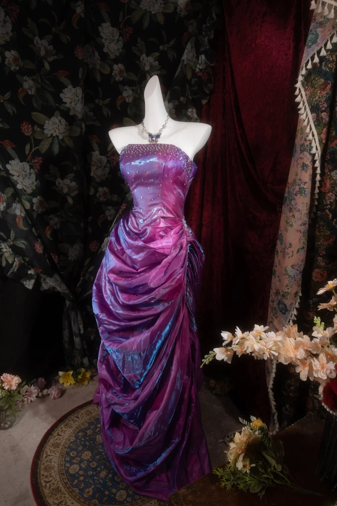 Vintage Ball Gown Strapless Purple Organza With Tiered Beading Long Prom Dresses Formal Outfits Evening Night Gown RB8141