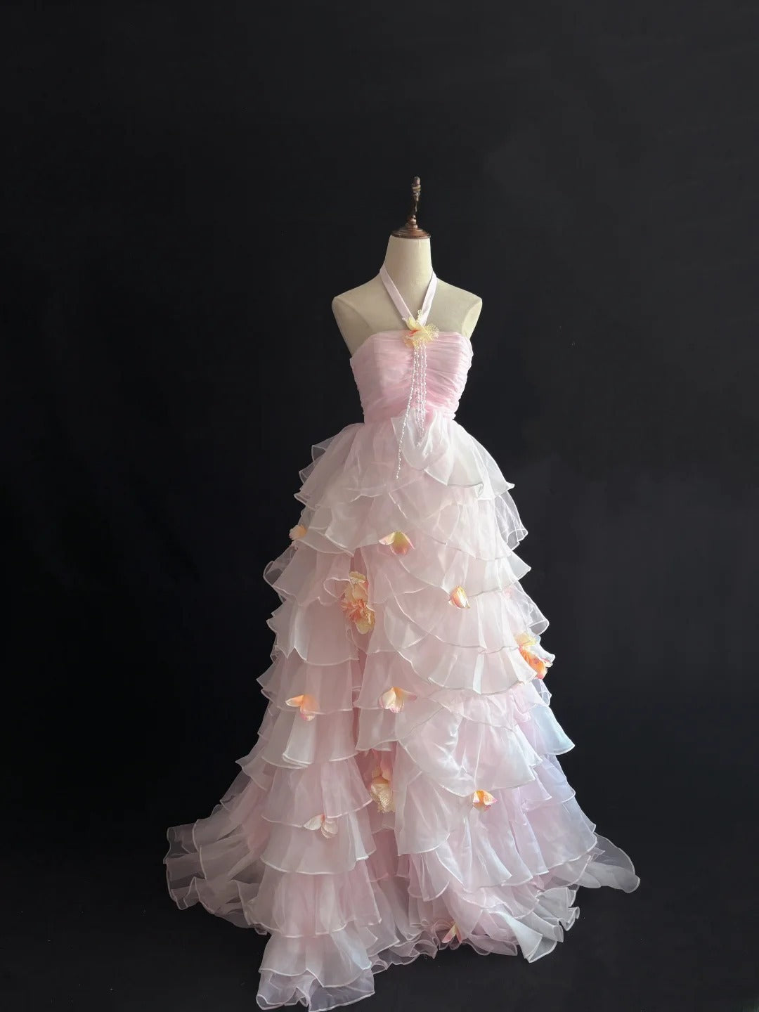 Modest Ball Gown Halter Pink With Tiered Layers Tulle Long Quince Dress Voluminous Sweet 16 Sweet Sixteen Outfits Vestido de 15 RB7508