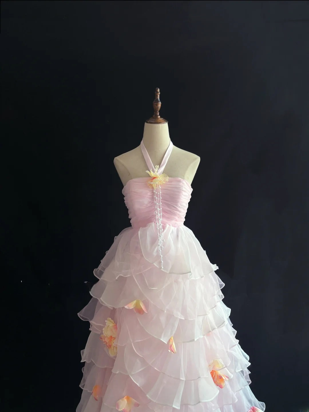 Modest Ball Gown Halter Pink With Tiered Layers Tulle Long Quince Dress Voluminous Sweet 16 Sweet Sixteen Outfits Vestido de 15 RB7508