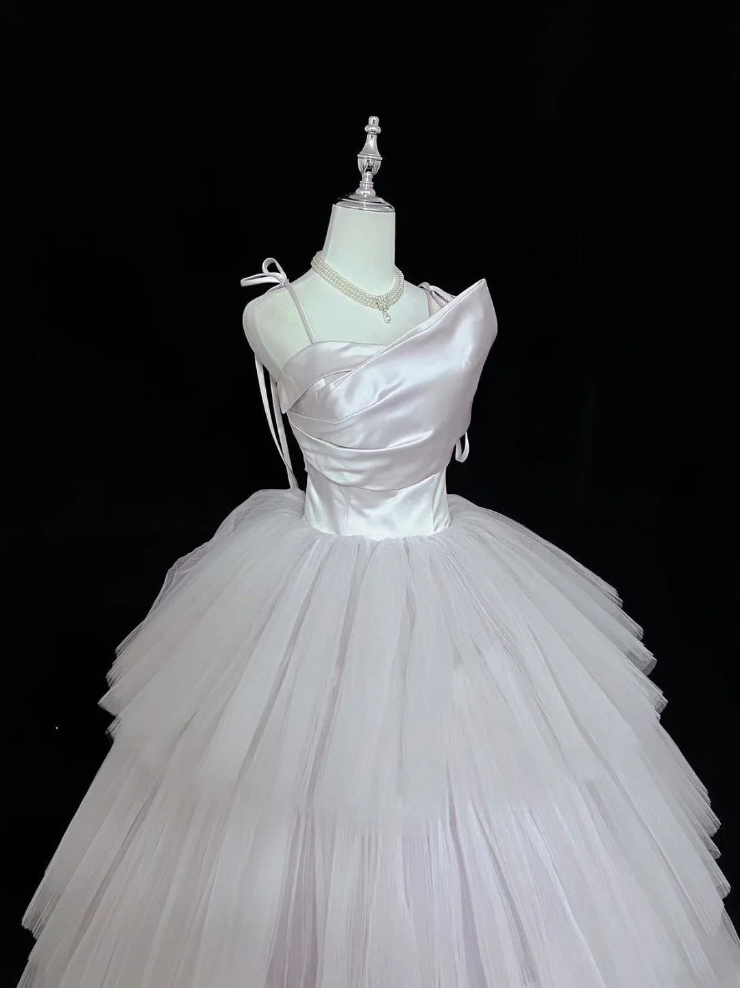 Modest Ball Gown Spaghetti Strap Lilac With Tiered Layers Tulle Long Quince Dress Voluminous Sweet 16 Sweet Sixteen Outfits Vestido de 15 RB7509