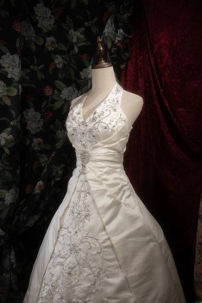 Vintage Ball Gown Halter Satin 1950s White Embroidery With Beading Long Autumn Winter Brides Gown Bridal Dress Wedding Dresses RB8279