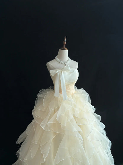 Modest Ball Gown Strapless Champagne With Tiered Layers Long Quince Dress Voluminous Sweet 16 Sweet Sixteen Outfits Vestido de 15 RB7526