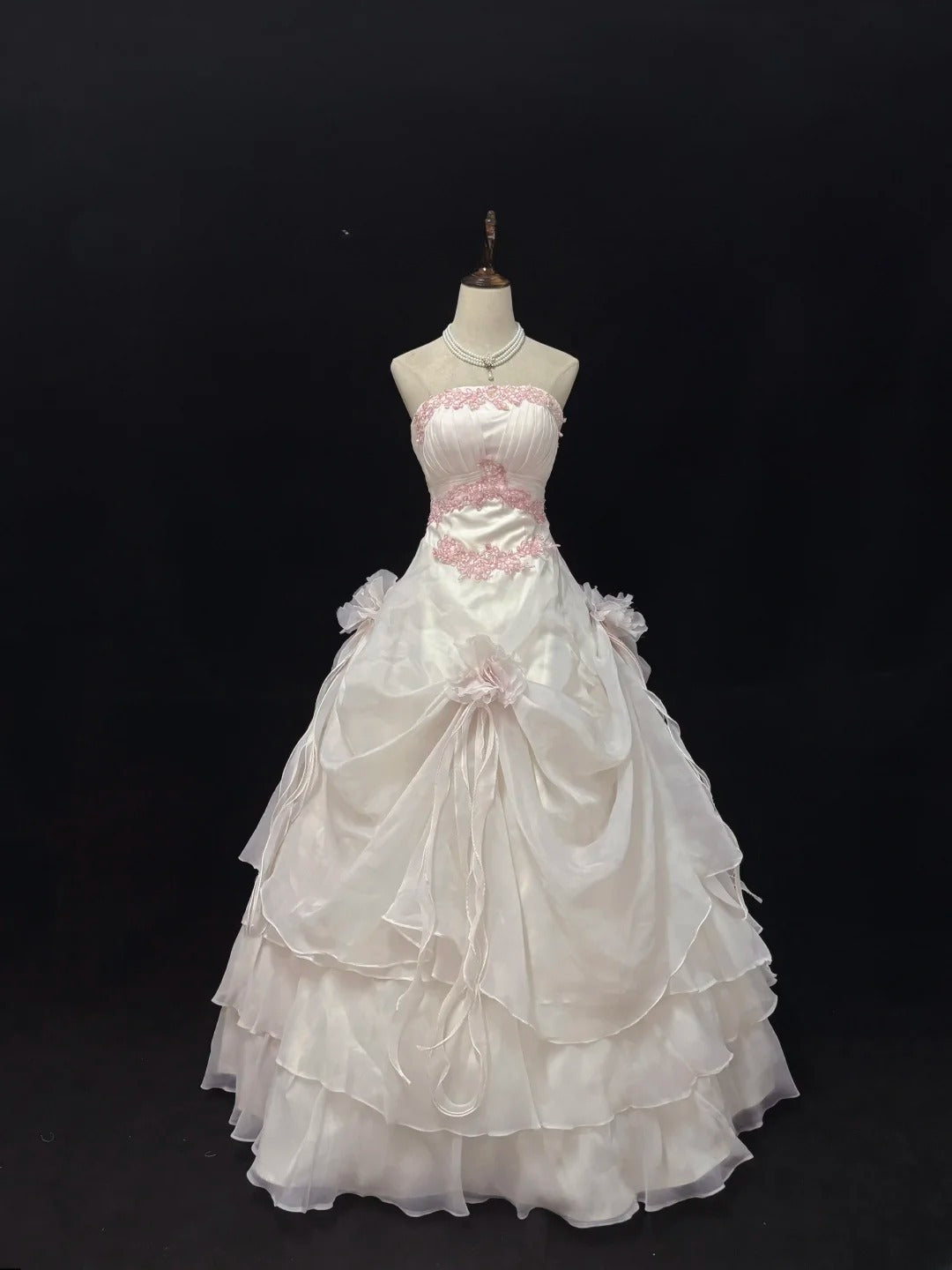 Modest Ball Gown Strapless Light Pink With Tiered Layers Long Quince Dress Voluminous Sweet 16 Sweet Sixteen Outfits Vestido de 15 RB7527