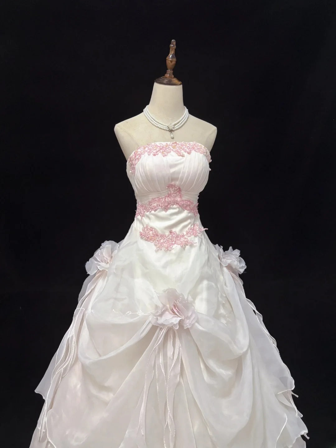Modest Ball Gown Strapless Light Pink With Tiered Layers Long Quince Dress Voluminous Sweet 16 Sweet Sixteen Outfits Vestido de 15 RB7527