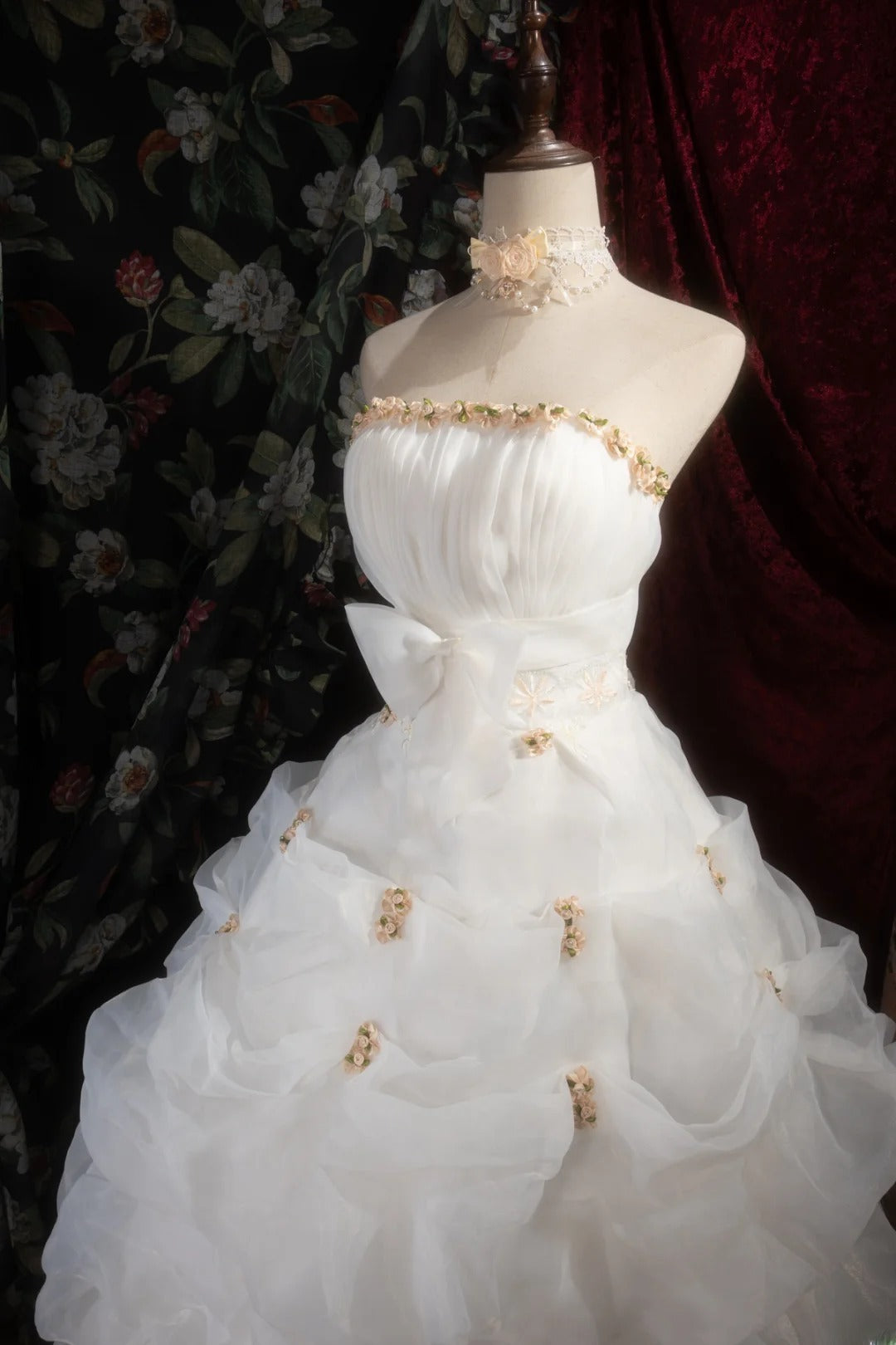 Chic Ball Gown Strapless Organza White Long Tiered Flowers Quince Dress inspo Party Gowns Sweet 16 Outfits RB8286