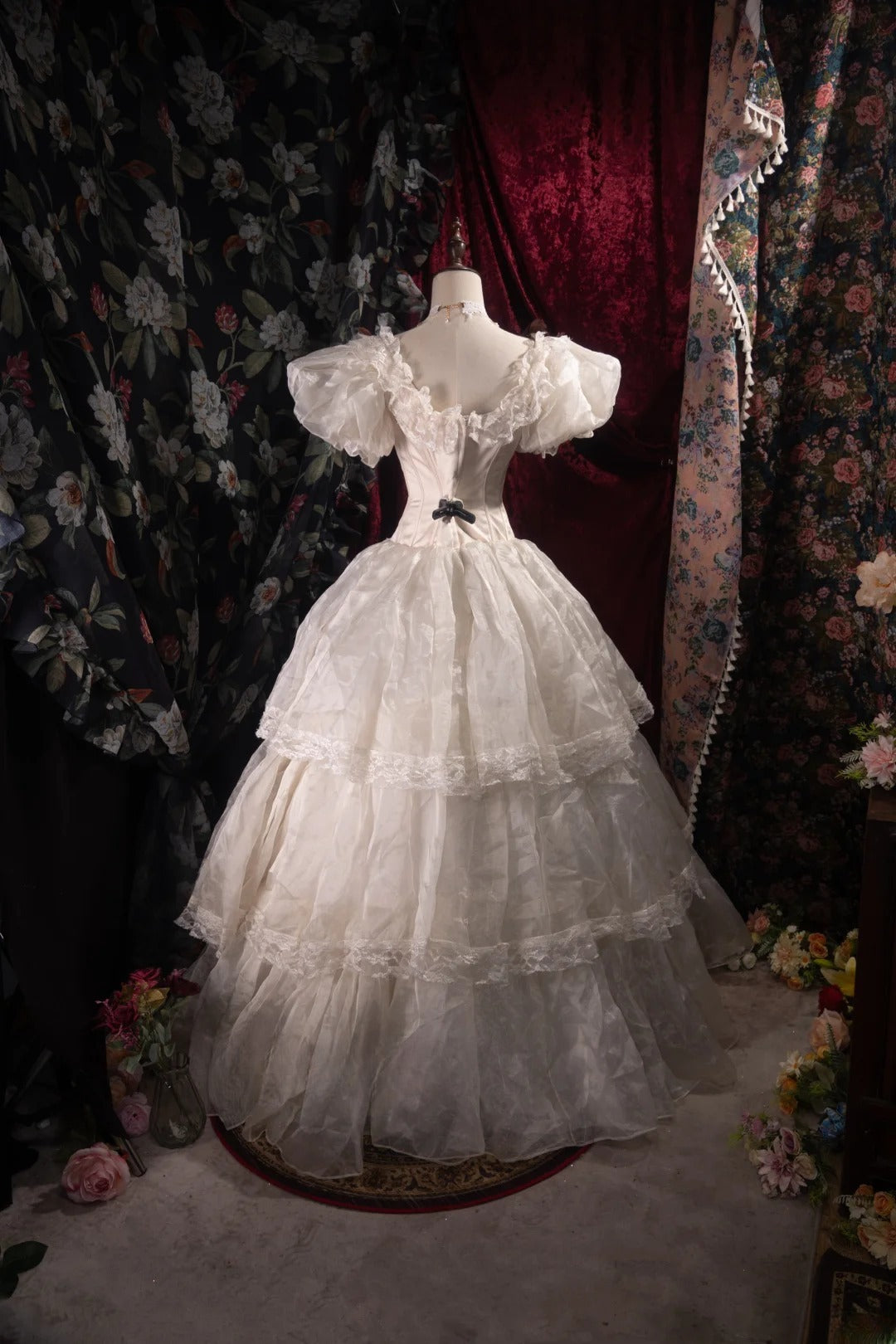 Chic Ball Gown Square Neck Organza White Long Tiered With Puffy Sleeves Quince Dress inspo Party Gowns Sweet 16 Outfits RB8287