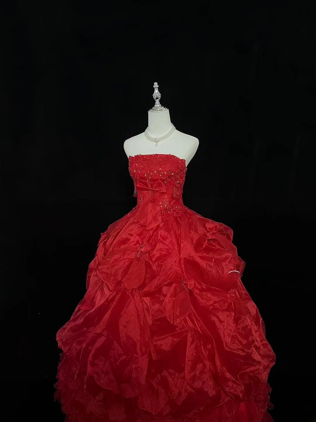 Modest Ball Gown Strapless Red With Tiered Layers Appliqued Long Quince Dress Voluminous Sweet 16 Sweet Sixteen Outfits Vestido de 15 RB7530