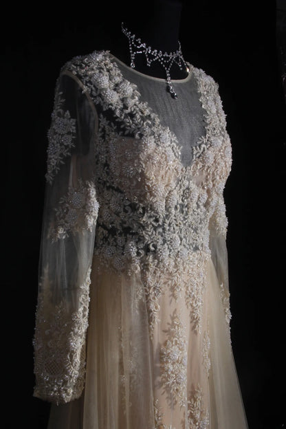 Elegant Women's A line V Neck With Long Sleeves Champagne Lace Floor Length Wedding Gowns Dresses AS151