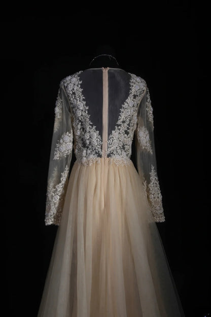 Elegant Women's A line V Neck With Long Sleeves Champagne Lace Floor Length Wedding Gowns Dresses AS151