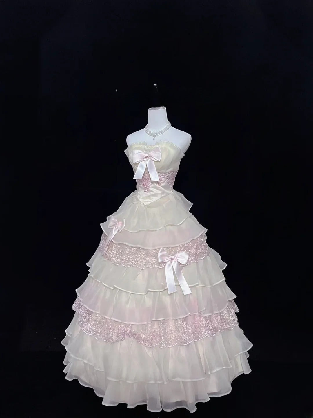 Modest Ball Gown Strapless Pink With Tiered Layers Appliqued Long Quince Dress Voluminous Sweet 16 Sweet Sixteen Outfits Vestido de 15 RB7531