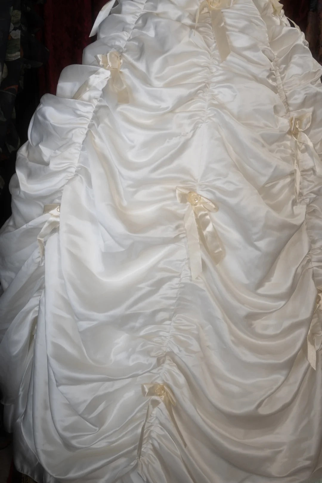 Vintage Ball Gown Halter Taffeta 1950s White Appliqued With Beading Long Autumn Winter Brides Gown Bridal Dress Wedding Dresses RB8288