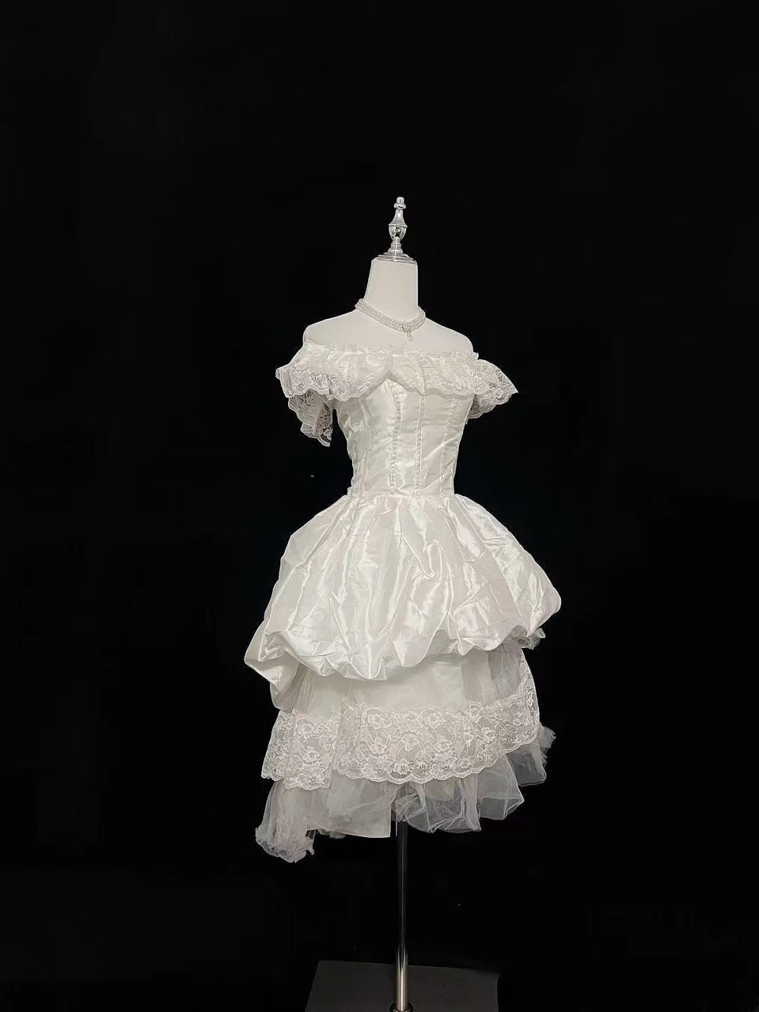 Vintage Ball Gown Off The Shoulder Short Ivory With Tiered Layers Brides Gown Bridal Dress Wedding Dresses Style RB7533