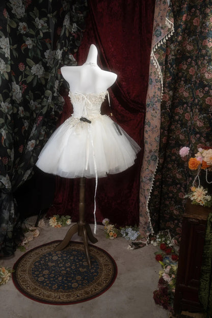 Modest Homecoming Dresses Outfit inspo Ball Gown Sweetheart White Tulle 15th Birthday Cocktail Ideas Outfits RB8291