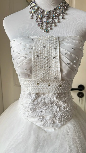Chic Wedding Dress Ball Gown Strapless White Lace With Tiered Train Summer Bridal Gown RC0522