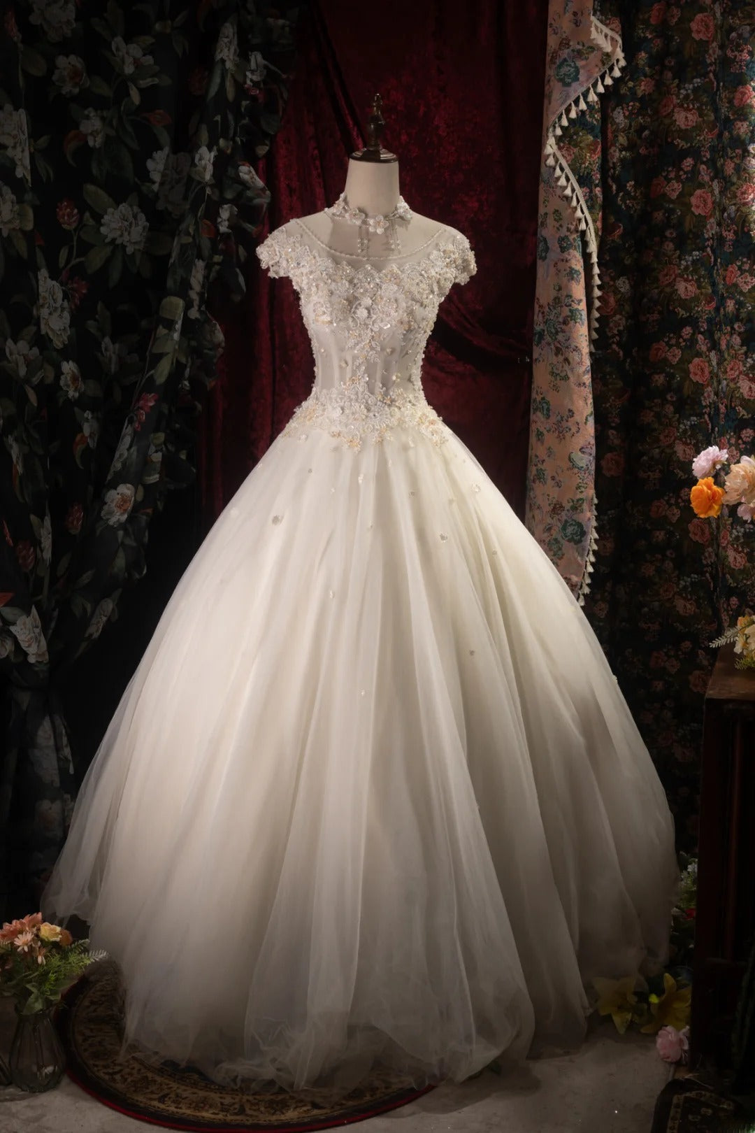 Dreamy Princess Ball Gown Formal Events Scoop Ivory With Beading Quince Dress Quinceanera Dresses Birthday Outfits RB8298