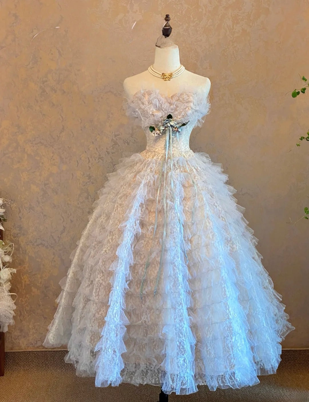 Elegant Ball Gown Sweetheart Tulle Lace Prom Dress Mid Length For Women Evening Party Gown RB9111