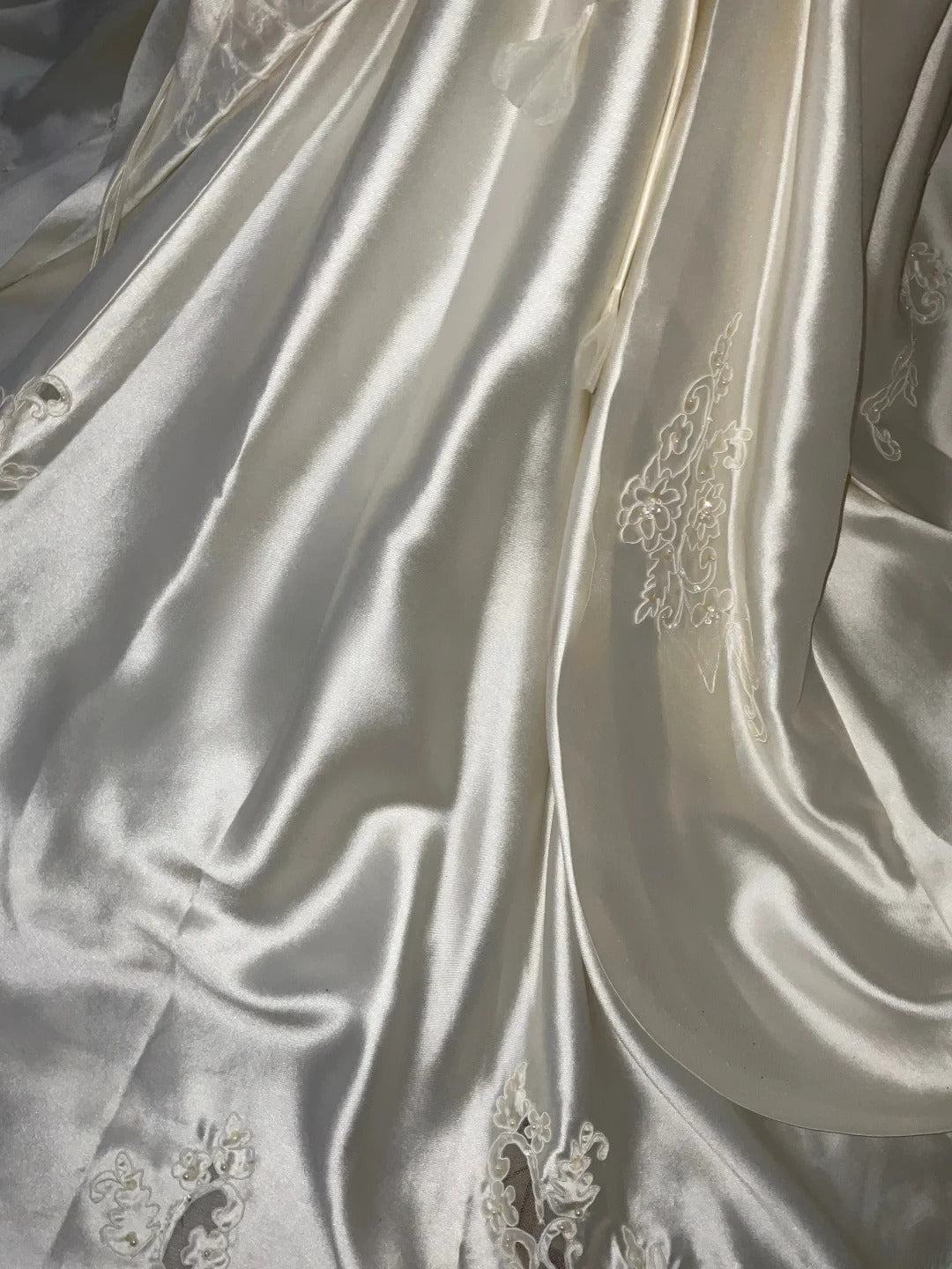 Vintage Wedding Dress A line Square Satin Appliques White With Lace Bridal Gown for Big Day RB9956