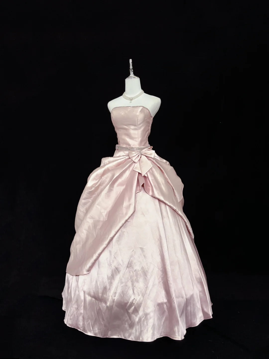 Cute Ball Gown Strapless Pink With Bow Silver Beading Long Quince Dress Voluminous Sweet 16 Sweet Sixteen Outfits Vestido de 15 RB7545