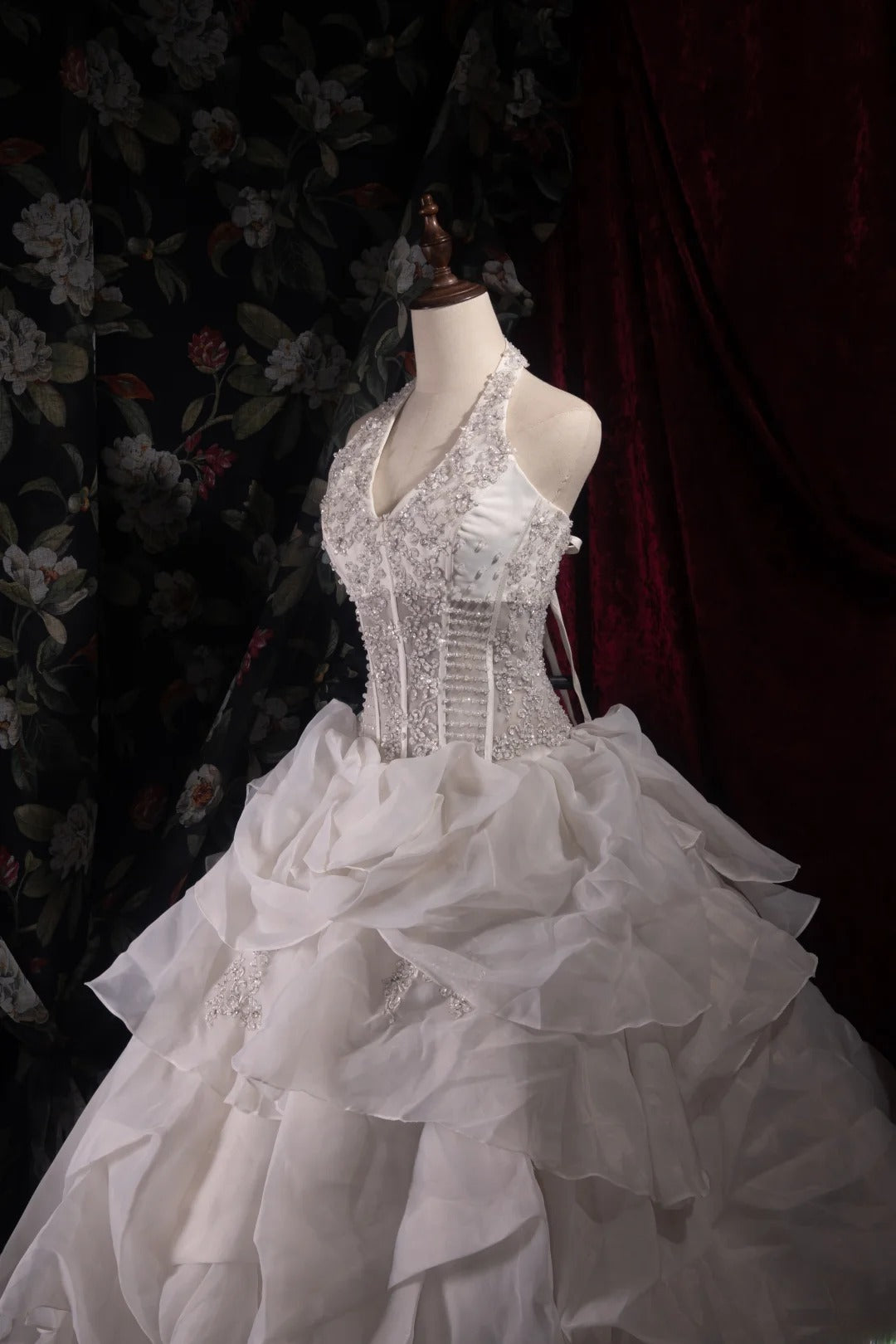 Dreamy Princess Ball Gown Formal Events Halter White Chiffon With Tiered Quince Dress Quinceanera Dresses Birthday Outfits RB8365