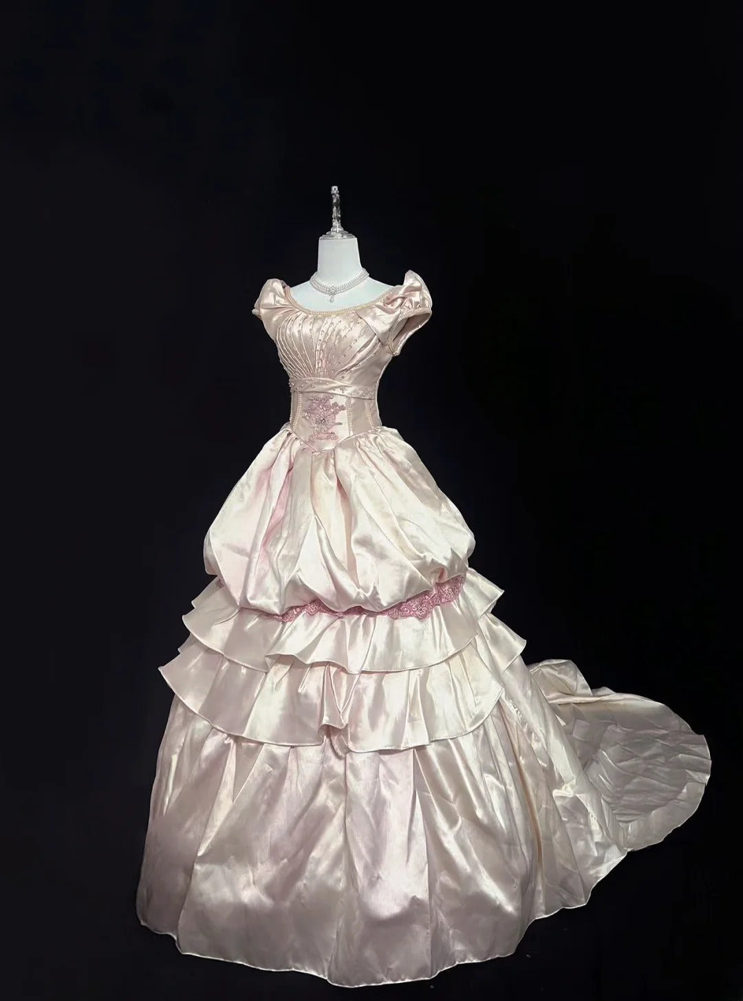 Princess Ball Gown Boat Light Pink Satin With Appliqued Long Quince Dress Voluminous Sweet 16 Sweet Sixteen Outfits Vestido de 15 RB7550