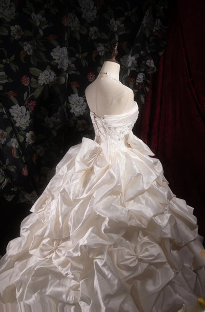 Cute Princess Ball Gown Formal Events Strapless Taffeta White With Tiered Quince Dress Quinceanera Dresses Birthday Outfits RB8368