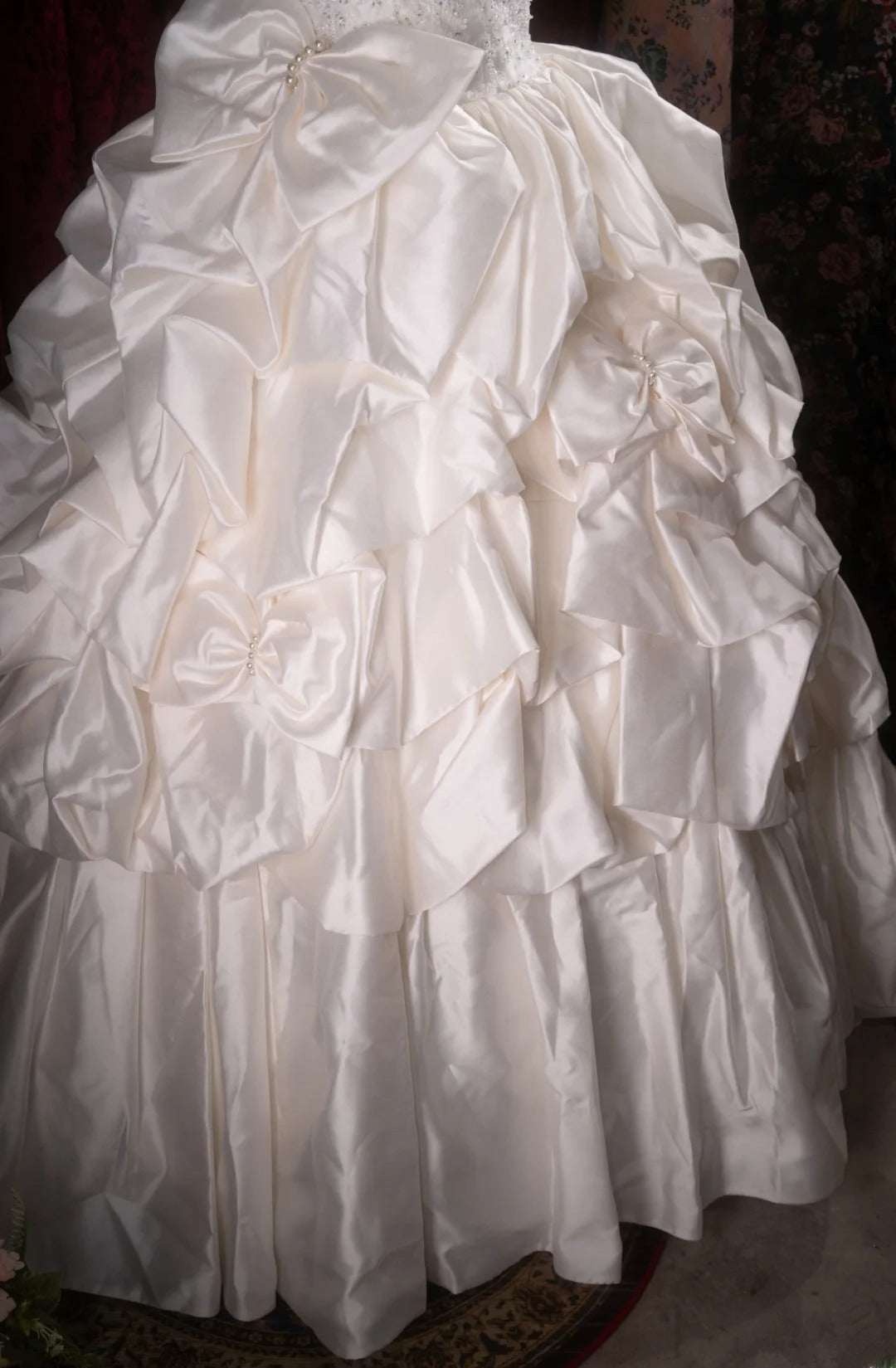 Cute Princess Ball Gown Formal Events Strapless Taffeta White With Tiered Quince Dress Quinceanera Dresses Birthday Outfits RB8368