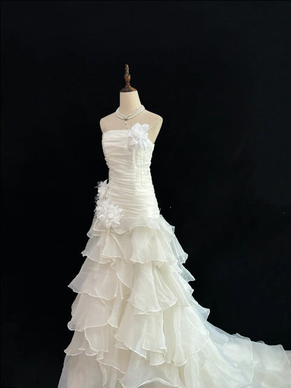 Vintage Mermaid Strapless White With Tiered Layers Chiffon Brides Gown Bridal Dress Wedding Dresses Style RB7572
