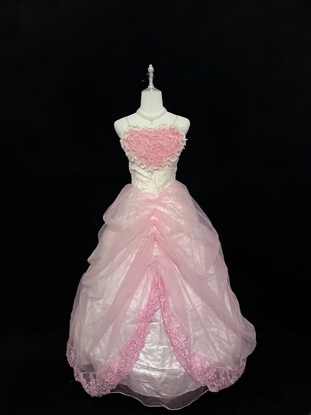 Cute Ball Gown Spaghetti Straps Pink With Lace Ruffles Tiered Long Quince Dress Voluminous Sweet 16 Sweet Sixteen Outfits Vestido de 15 RB7573