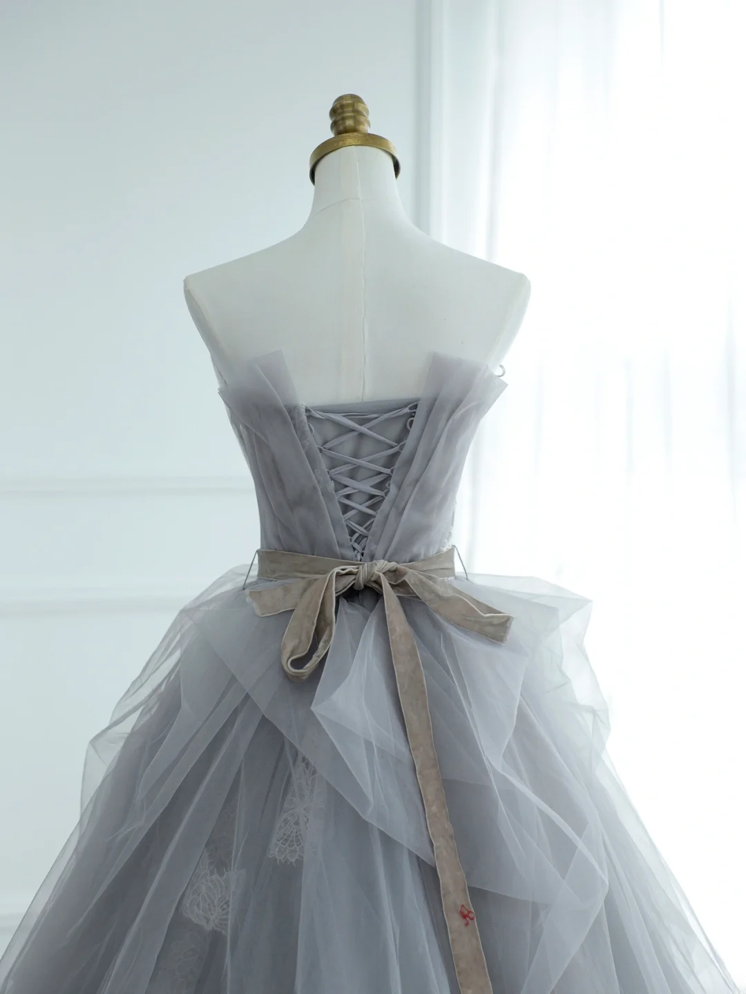 Chic Ball Gown Strapless Silver Gray Tulle Long Formal Prom Dresses Dance Night Outfits Evening 18th Birthday Outfit AS172