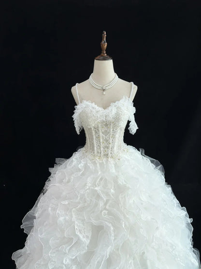 Cute Ball Gown Spaghetti Straps White Tulle With Tiered Layers Long Quince Dress Voluminous Sweet 16 Sweet Sixteen Outfits Vestido de 15 RB7575