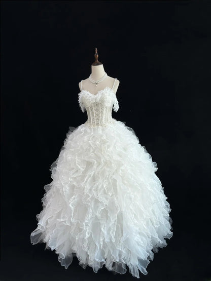 Cute Ball Gown Spaghetti Straps White Tulle With Tiered Layers Long Quince Dress Voluminous Sweet 16 Sweet Sixteen Outfits Vestido de 15 RB7575