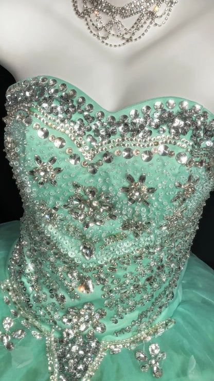 Princess Ball Gown Strapless Green Tulle Long With Beading Corset Fitted Sweet 16 Dresses Seventeen Quince Dress RB3607