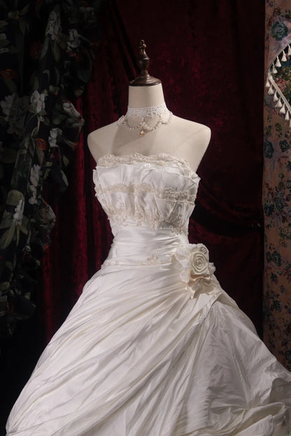 Vintage Ball Gown Strapless 2000s White With Ruffled Flower Long Autumn Winter Bridal Dress Wedding Dresses RB8373