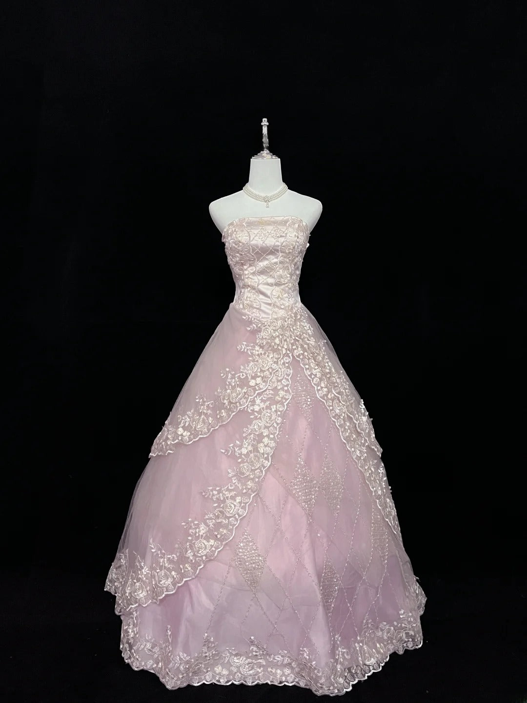 Cute Ball Gown Strapless Pink Tulle With Lace Appliqued Long Quince Dress Voluminous Sweet 16 Sweet Sixteen Outfits Vestido de 15 RB7579