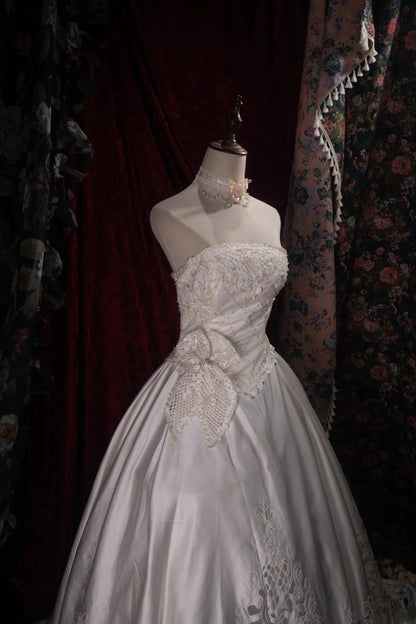 Stunning Ball Gown Strapless 2000s White With Beading Appliqued Long Autumn Winter Bridal Dress Wedding Dresses RB8376