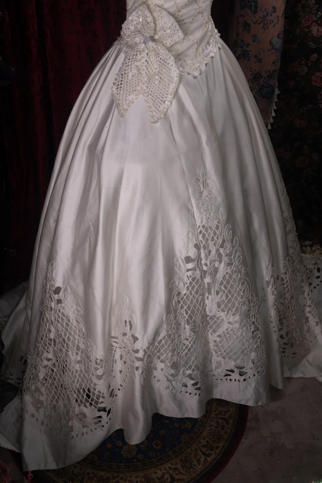 Stunning Ball Gown Strapless 2000s White With Beading Appliqued Long Autumn Winter Bridal Dress Wedding Dresses RB8376