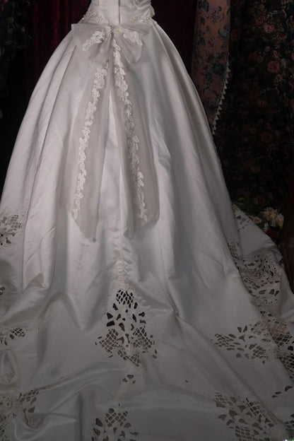 Stunning Ball Gown Strapless 2000s White With Beading Appliqued Long Autumn Winter Bridal Dress Wedding Dresses RB8376