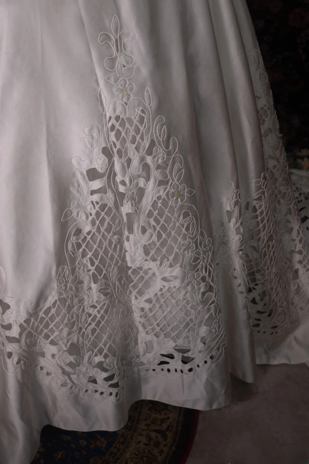 Stunning Ball Gown Strapless 2000s White With Beading Appliqued Long Autumn Winter Bridal Dress Wedding Dresses RB8376