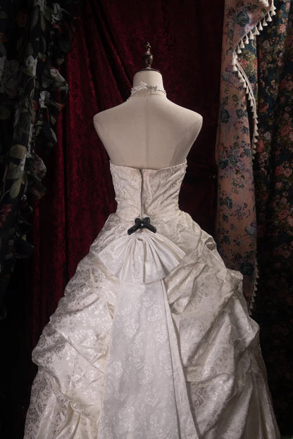Stunning Ball Gown Strapless 2000s Floral Satin With Ruffled Long Autumn Winter Bridal Dress Wedding Dresses RB8378