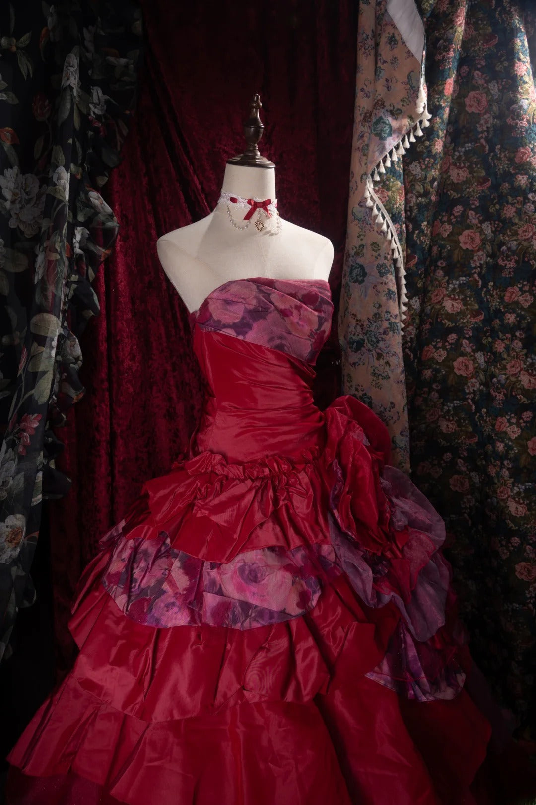 Dreamy Princess Ball Gown Formal Events Strapless Red With Tiered Layers Quince Dress Quinceanera Dresses Birthday Outfits RB8379