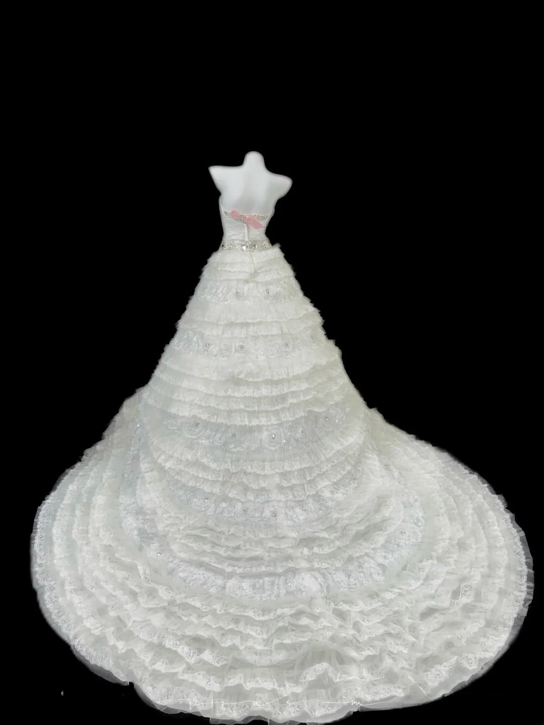 Classy Ball Gown Sweetheart White Tulle With Ruffled Tiered Layers Lace Brides Gown Bridal Dress Long Poofy Wedding Dresses RB5788