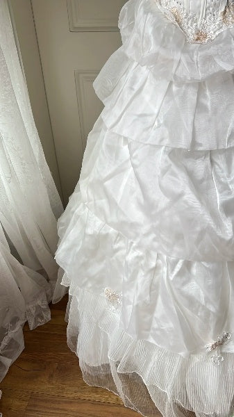 Elegant Sweet 16 Dress Long Strapless White Tiered Beading Ball Gown Sweet Sixteen Party Birthday Dresses RC0548
