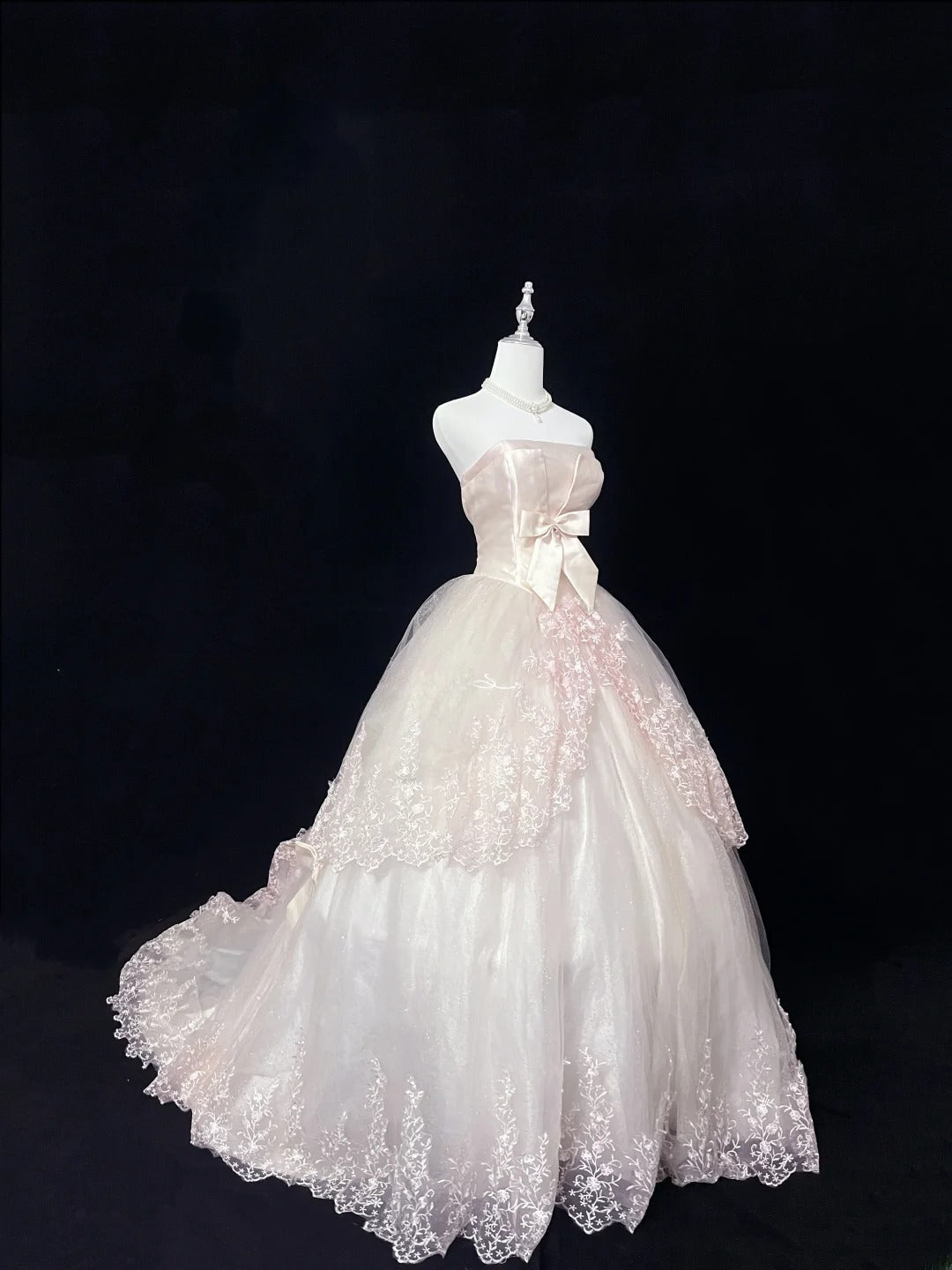 Pretty Ball Gown Strapless Light Blush Pink With Lace Appliqued Long Prom Dress Tulle Sweet 16 Sweet Sixteen Outfits Vestido de 15 RB7589