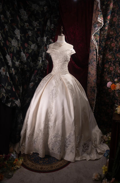 Vintage Ball Gown Off The Shoulder Satin White 2000s With Sleeves Long Autumn Winter Bridal Dress Wedding Dresses RB8385