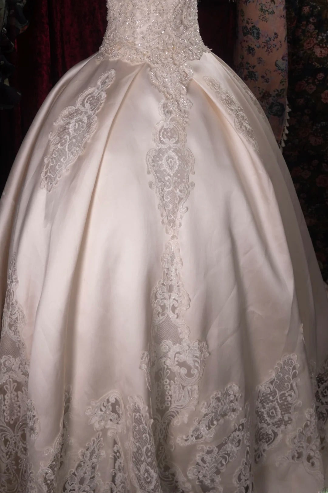 Vintage Ball Gown Off The Shoulder Satin White 2000s With Sleeves Long Autumn Winter Bridal Dress Wedding Dresses RB8385