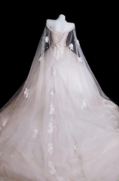 Vintage Wedding Dress Ball Gown Off Shoulder Appliques White With Lace Bridal Gown for Big Day RB9977