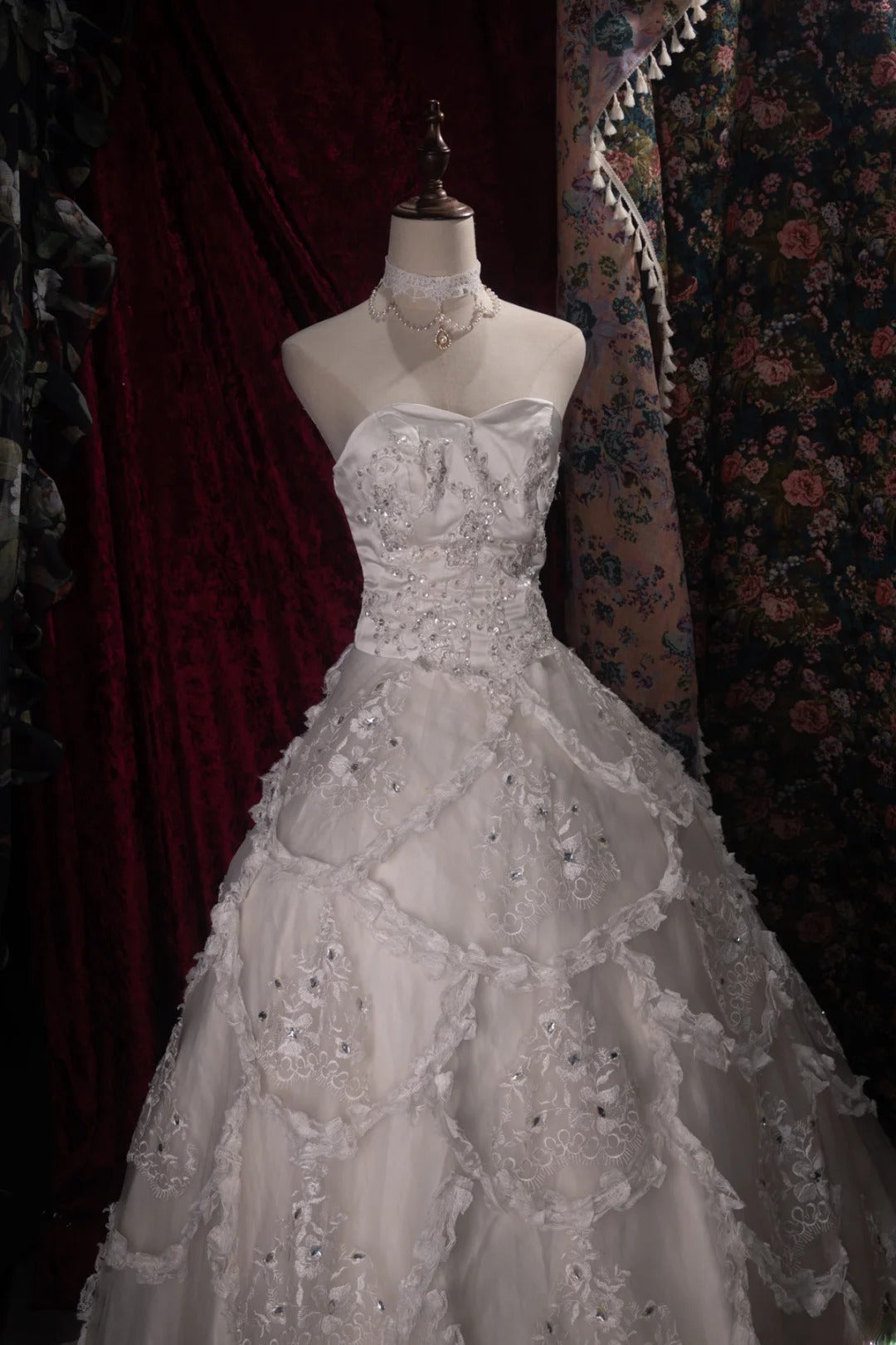 Beautiful Ball Gown Sweetheart Tulle Satin White 2000s Long Autumn Winter Bridal Dress Wedding Dresses RB8387