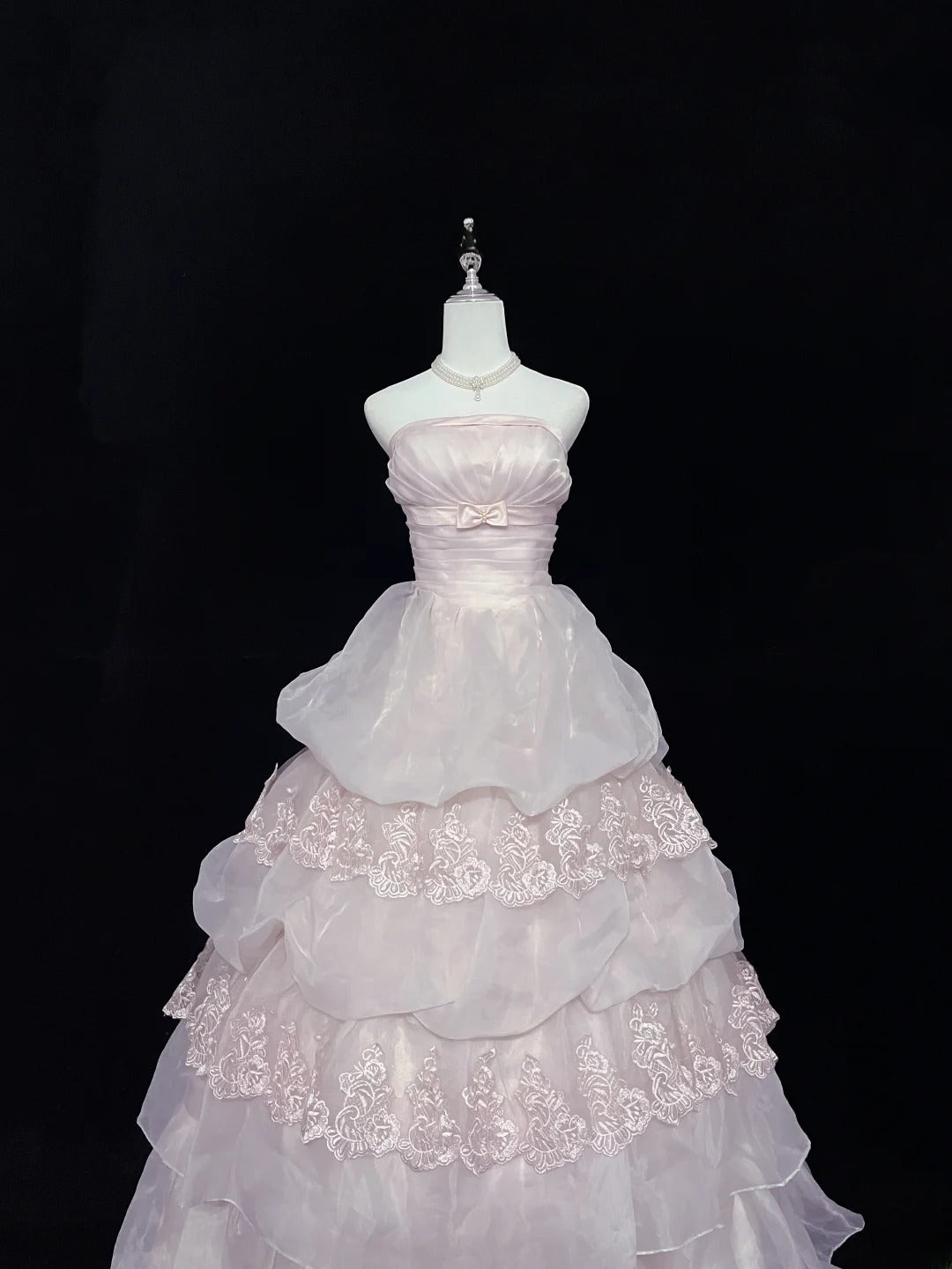 Pretty Ball Gowns Strapless Pink Organza With Lace Appliqued Bow Long Prom Dress Puffy Sweet 16 Sweet Sixteen Outfits Vestido de 15 RB7594